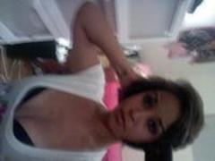 Hi my name is Honey. Exotic and Beautiful :), 18