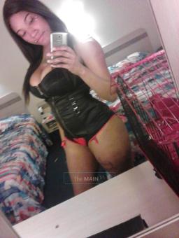 NEW 2 TOWN... ^_^mmh FREAKY FRIDAY with britbratWild 3189907121 specials .. N/OUTCALLS, 20