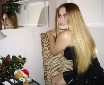 Classy Sexy Sweet Girl Next Door. Lisa 954-790-4410. Leave Happy and Relaxed., 26