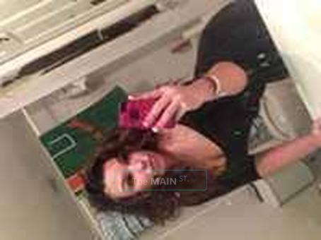 BEAUTIFUL FUN EXperienced Italian Bella, 20