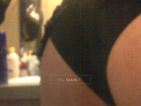 ~Cation~ Sexy white girl come your way ( Call Me)