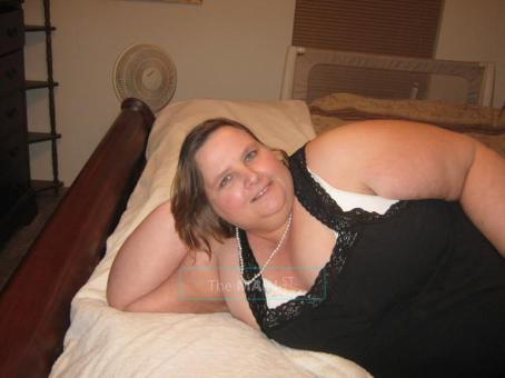 Looking for Some Affectionate Attention? Big Beautiful Naomi, 45