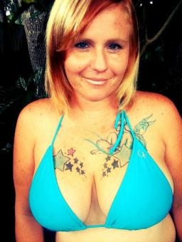 Sensual mature women available for lite touch body rub!!!