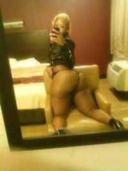 hot sexy big booty blonde come see, 21