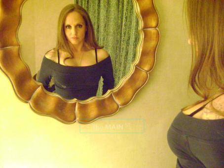 SEXY, red hair, ITALIAN GIRL massage therapist, 30