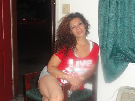 sexy latina a freak and ready to show u a gud time, 35