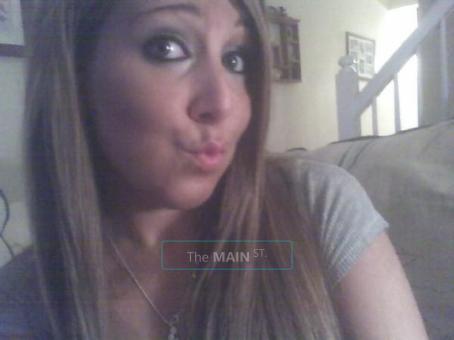 Beautiful Brunette Ready to Please! Have Specials!, 21