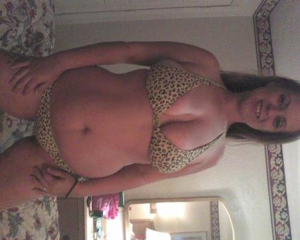 â™¥ â™¥ Beautiful Blonde Vixen Waiting to Play With you â™¥ â™¥, 27