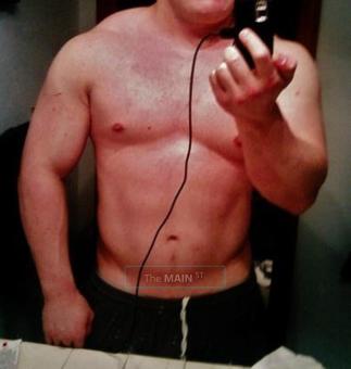 Sensual massage from muscular guy, 22