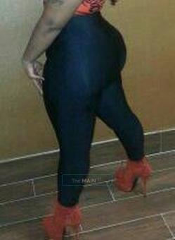 ,juicy ,,Bootie,,, sexxy,,classy,, clean,,n juicy ,,come spoil me,,