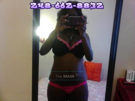 Sweet Tempting Toe* Curling Sinsation (810)-962-4564 or (248)-662-8832 KeKe, 27