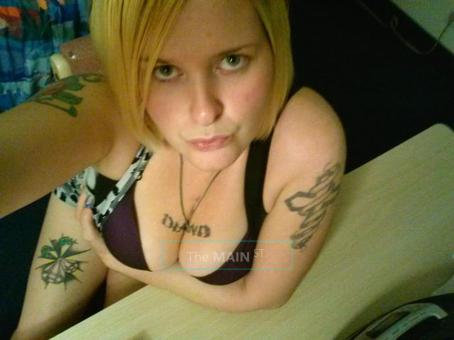 ~~~•~~~ S€x¥ KiNk¥ H0T BLOnd€ Pl@¥M@T€ ~~~•~~~ Ju$T 4 ¥0U C@LL N0w, 21
