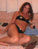 Come relax with a massage by a beautiful woman, 32