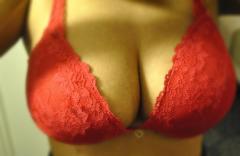 NEWðŸ‘¯ðŸ‘¯4 Hands by 2 Exotic Busty V.I.P Playmates *NEWðŸ‘¯ðŸ‘¯, 21