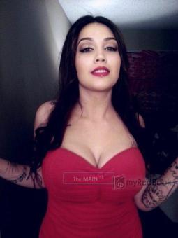 *bEAutiFUl * *CauCASiAn * * BoMbShElL*, 21