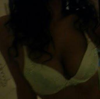 ~~EXOTIC~~ Brunette BOMBSHELL ~~ Sensual Body Rub You Wont Forget~~Sultry Sexxy, 23