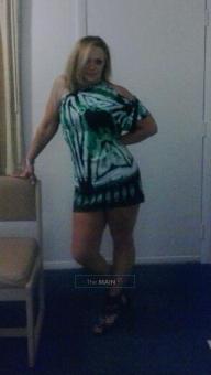 %%%% young hot GIRL ON GIRL ACTION 423-464-8995 every MaNs DrEaM CoMe TrUe, 22