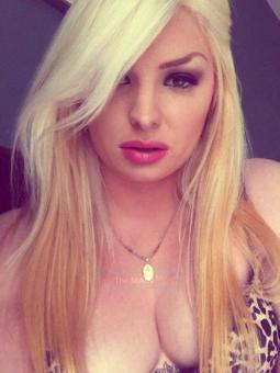 â€¢BLONDE BEAUTY â€¢ â˜… â€¢ â€¢ â˜… â€¢ ON â€¢ â˜… â€¢â€¢ â€¢ DUTY â€¢ â˜… â€¢â€¢ â˜…401-318-5832 V