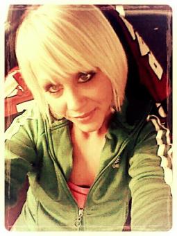 ?._sExy kiMbeR_? (¯`•.¸ ? ¸.•´¯) ?._ sO hOt uLl meLt iN mY hAndS, 24