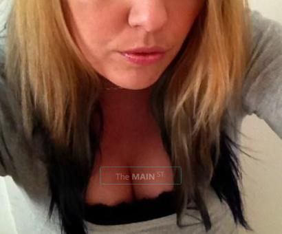 **** SeXy BuStY BLoNdE PriNceSs****, 25