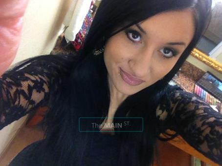 The Real Miss AriaNna, 22