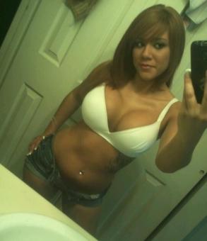 â™¥ B U S T Y BRUNETTE -- one call away â€¢â€¢â˜…, 23