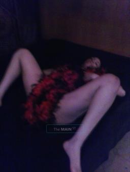 Sexy Miss Desiree, 24
