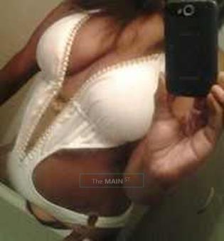 Need a Massage with twist and turns by a 40dd beautiful lady that will make you keep wanting more.., 25