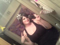 whats up girls and guys...