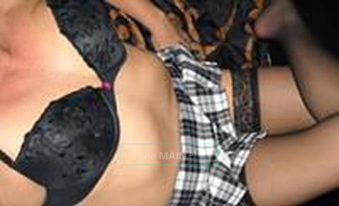 Super Cougar ~*~ Brunette Hottie With A Touch Of Class, 41