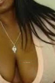 SugarbAby LoOKinG for SuGar, 25