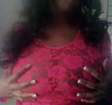*$*$* ThIcK ~~~~~ ChOcOlAte ~~~~~ VoLuPtOuS ~~~~~~~ BoMbShEll!!!, 28
