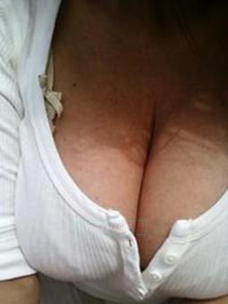 Fully Theraputic & Sensual massage awaits you! I accept credit cards too!, 45
