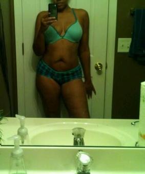 ***~~Sensual Caresses from a TALL CuRvY GODDesS~~*** Outcalls Only, 29