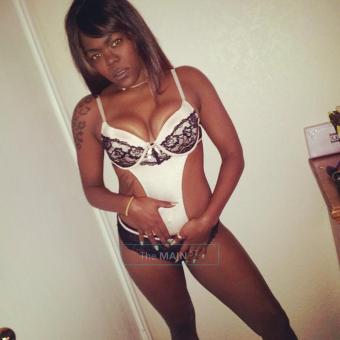 Hot Co Co does Massage...light touch, 22