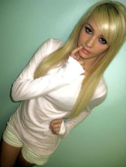 ~*~*~* Blonde Hottie*~*~*~, 22
