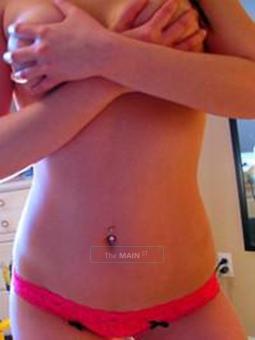 Asian Hottie Turn 21 Today & Ready 2 Party !, 21
