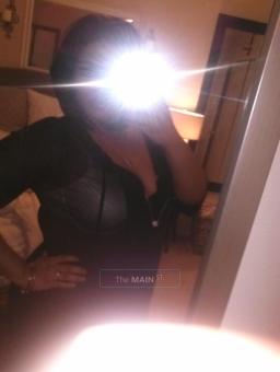 !!!! its raining Im pouring let me feel you !!!!:-*80 specials, 22