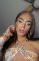 PASSABLE CROSSDRESSER ???, 24