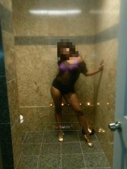 Be treated like a king with Carmen!, 24