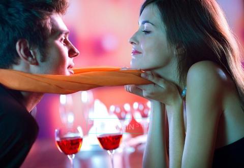 Discreet Romances, 36