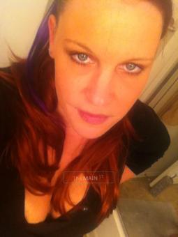 Wild red haired beauty and experienced its sexy time at my new incall location, 32