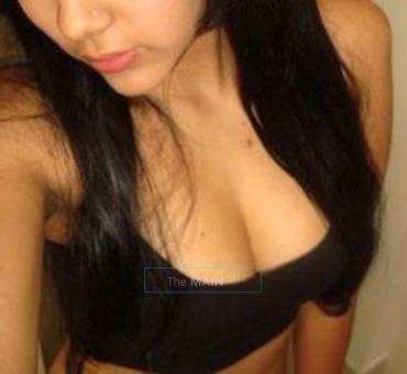 Two is better than one!! Selena and Crystal !! Visitanos!!!, 21
