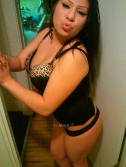 Classy Sexy Latina, 23