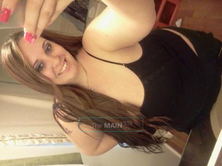 ***** Sexy and Sensual Massage ***** 50$ Incall SPECIALS, 23