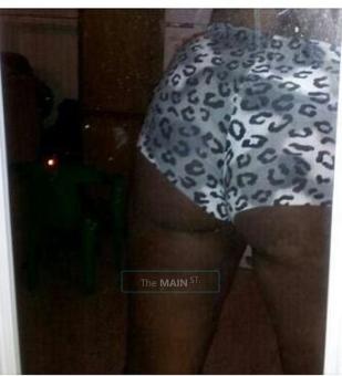 Looking for a good time!!!, 24