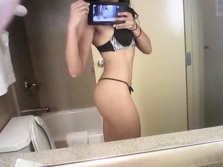 King Treatment Nude Massage..., 24