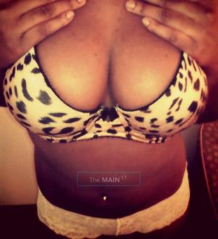 Best incall specials :) im waiting