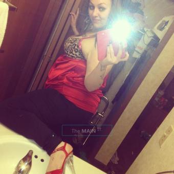 sExY tHiCk WhiTe GiRl ViSiTinG fRm CaLiFoRniA... Make uWOW, 18