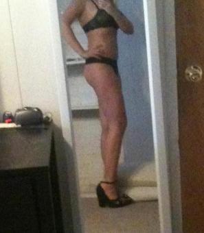 Hot! 11-3 today!!., WAIKIKI OUTCALL bikini body Rub , Cute Traveler looking to extend my trip !, 27